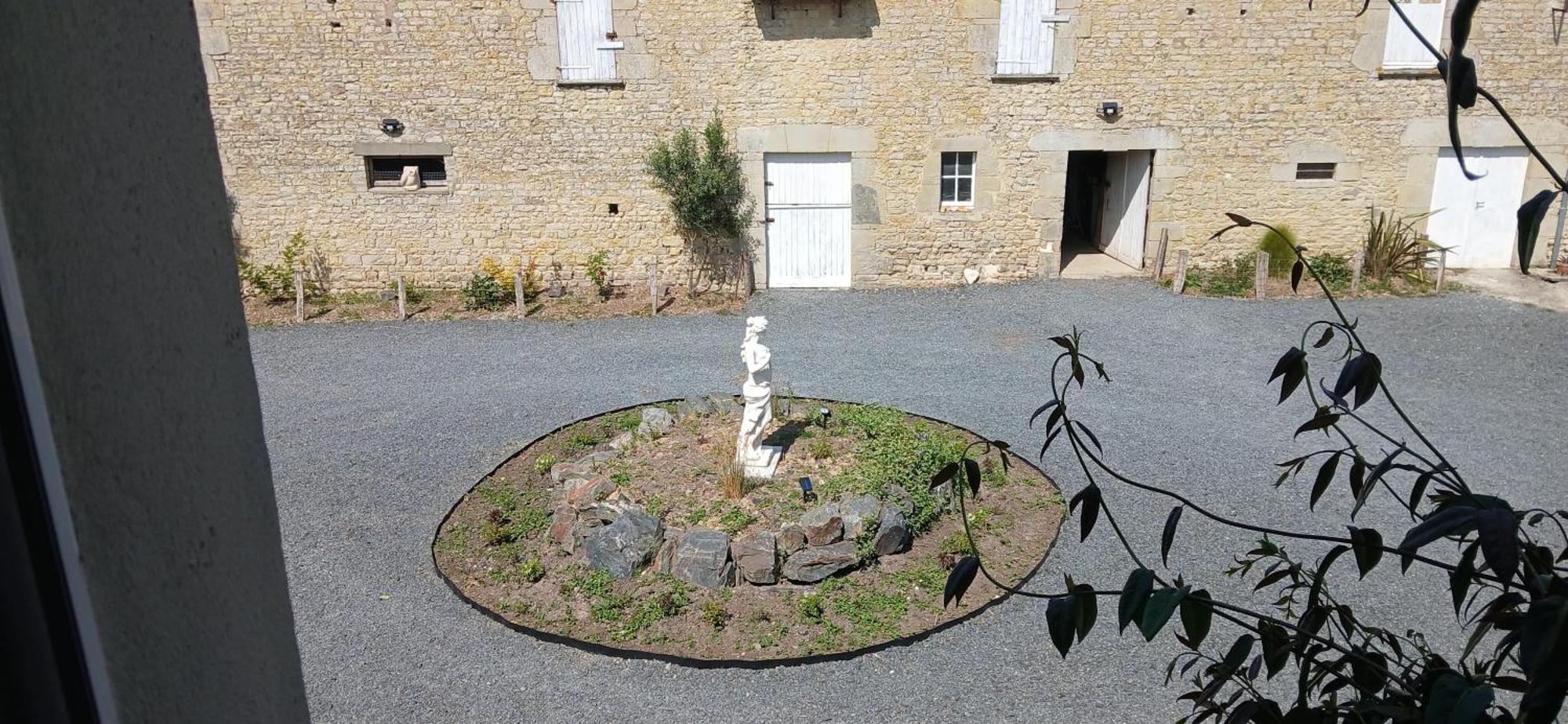 Bed and Breakfast Ferme Aux Leopards Normands Mandeville-en-Bessin Camera foto